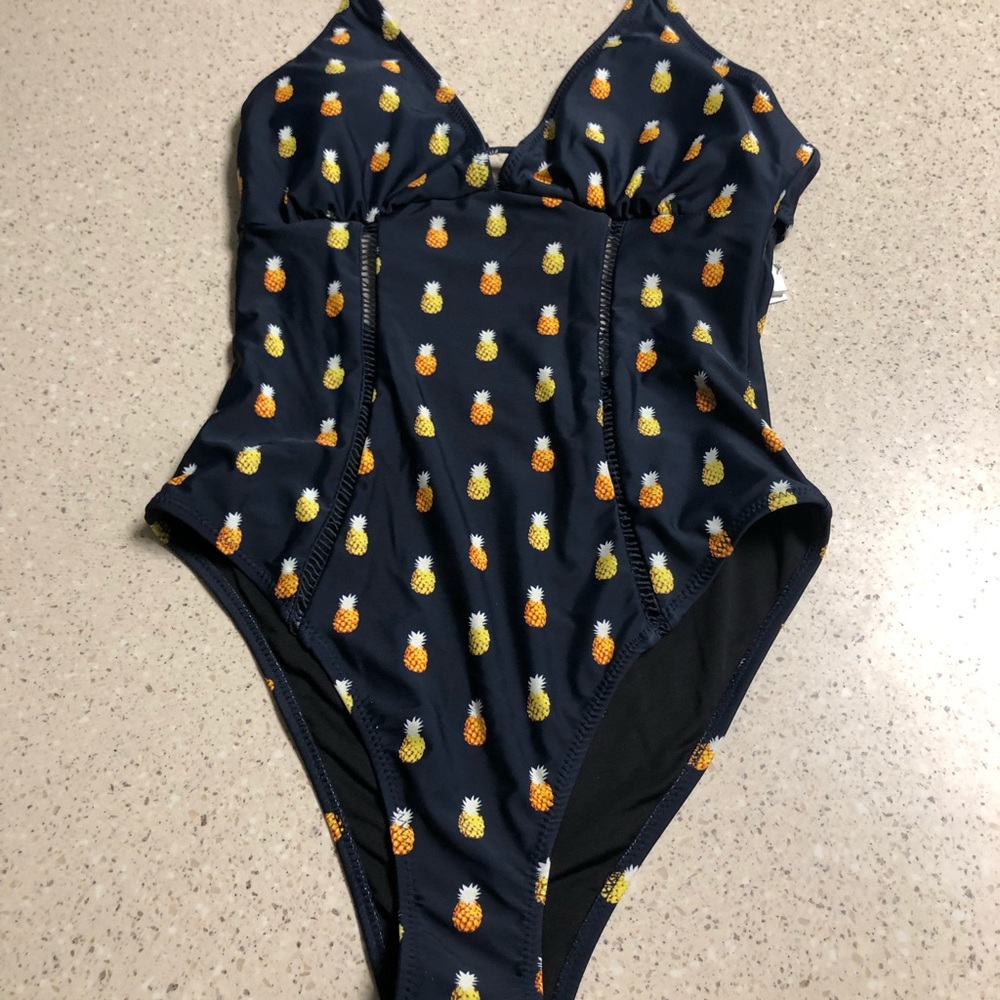 Cupshe pineapple swimsuit one piece small